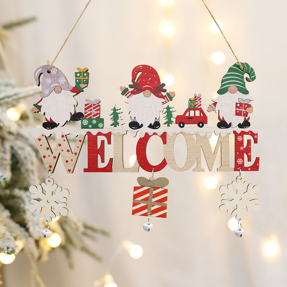 Wooden Christmas Hanging Penda - Home Bargains avaliação e preço